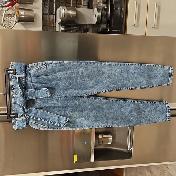 💕SEZANE💕 Austin Belted Paperbag Denim Trousers ~ Bleached Blue FR 36 NWOT - Picture 12 of 16